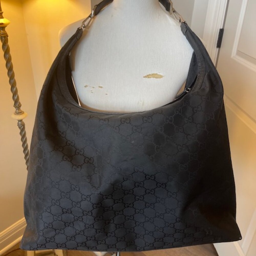 Gucci Black GG Nylon & leather Extra Large Hobo weekend bag